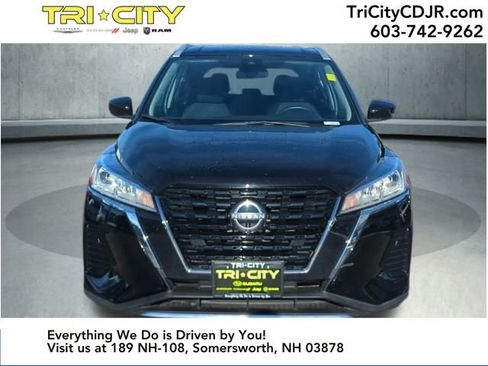 Used 2023 Nissan Kicks SV image 8