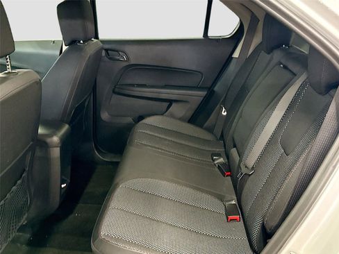 Used 2017 Chevrolet Equinox LT w/ Convenience Package FWD image 5