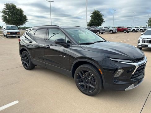 Used 2024 Chevrolet Blazer LT w/ Convenience Package FWD image 5