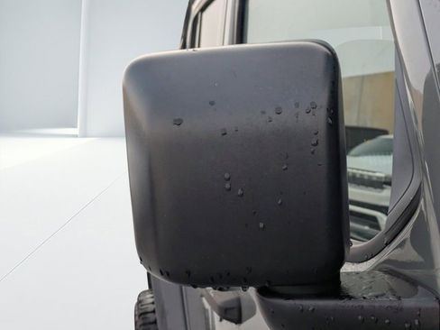 Used 2019 Jeep Wrangler Unlimited Sport image 11