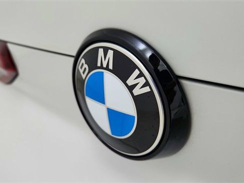 Used 2025 BMW X6 M60i image 16