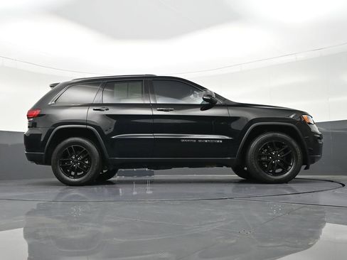 Used 2020 Jeep Grand Cherokee Limited image 29