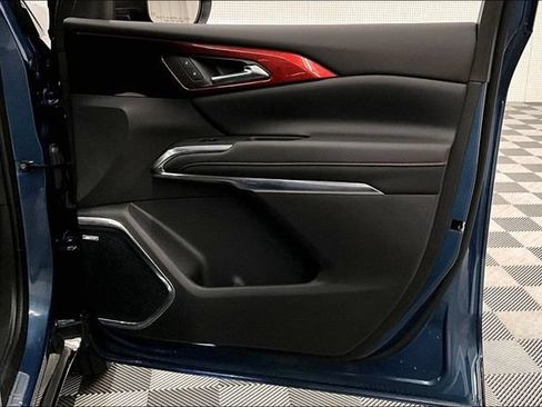 Used 2025 Chevrolet Traverse RS w/ LPO, Floor Liner Package AWD/4WD image 22