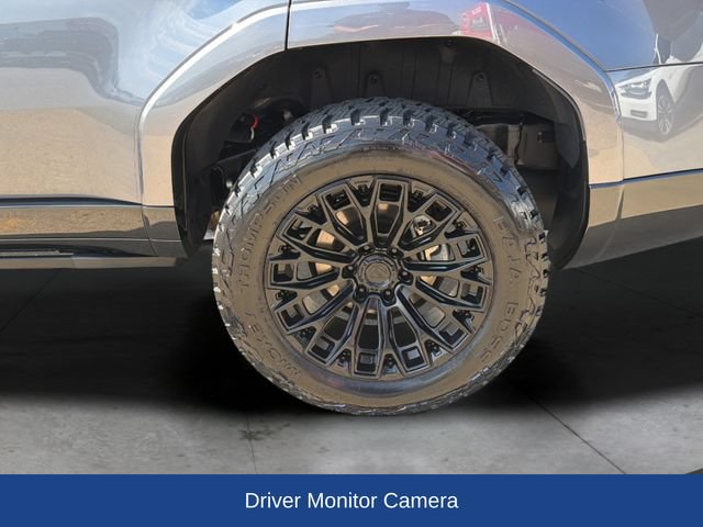 Used 2025 Lexus GX 550 w/ Accessory Package (2T) AWD/4WD image 30