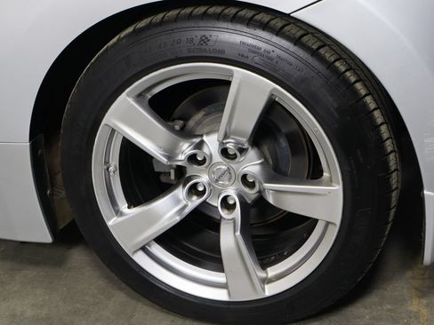 Used 2009 Nissan 370Z Touring RWD image 32