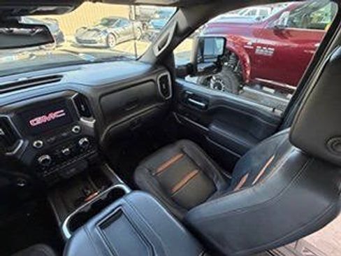 Used 2022 GMC Sierra 3500 AT4 w/ AT4 Preferred Package AWD/4WD image 31