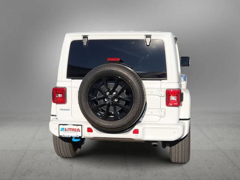 Used 2021 Jeep Wrangler Unlimited Sahara image 7