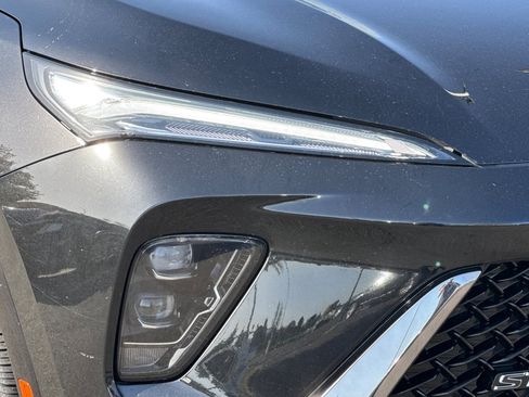 Used 2025 Buick Envision Sport Touring image 42