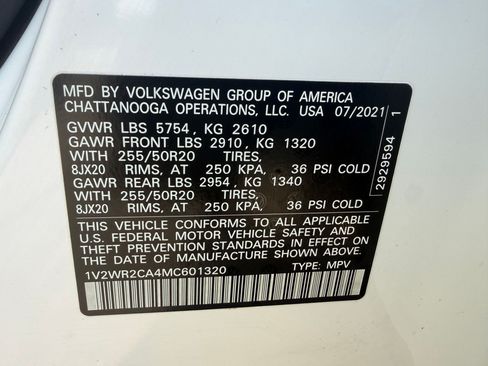 Used 2021 Volkswagen Atlas SE FWD image 24