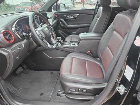 Used 2025 Chevrolet Blazer RS image 11