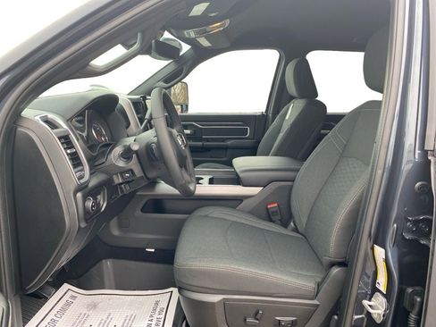 New 2026 RAM 2500 Big Horn AWD/4WD image 10