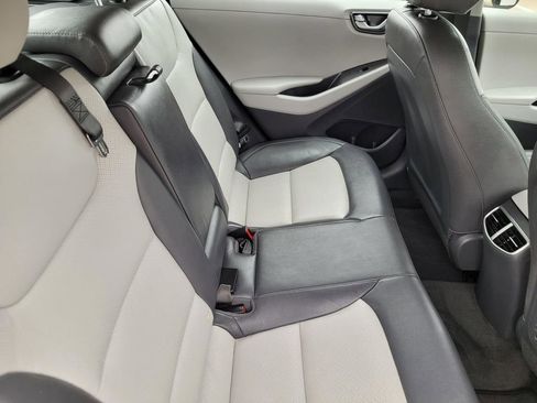 Used 2020 Hyundai Ioniq Limited image 13
