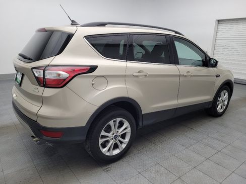 Used 2018 Ford Escape SE w/ SE Sync 3 Package FWD image 10