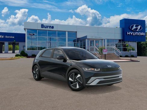 New 2026 Hyundai Ioniq 5 SEL image 2