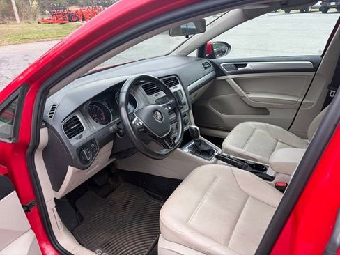Used 2017 Volkswagen Golf Wolfsburg Edition image 8