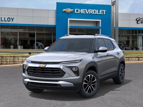 New 2026 Chevrolet TrailBlazer LT w/ Driver Confidence Package AWD/4WD image 31