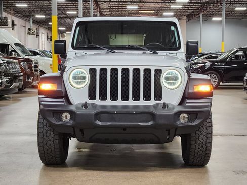 Used 2022 Jeep Wrangler Unlimited Sport AWD/4WD image 2