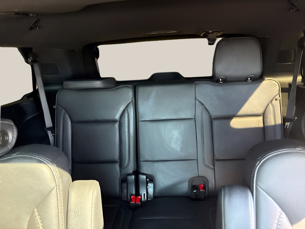 Used 2025 GMC Yukon Denali w/ Sun & Power Step Package AWD/4WD image 16