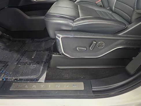 Used 2024 Ford F150 Platinum w/ FX4 Off-Road Package image 28