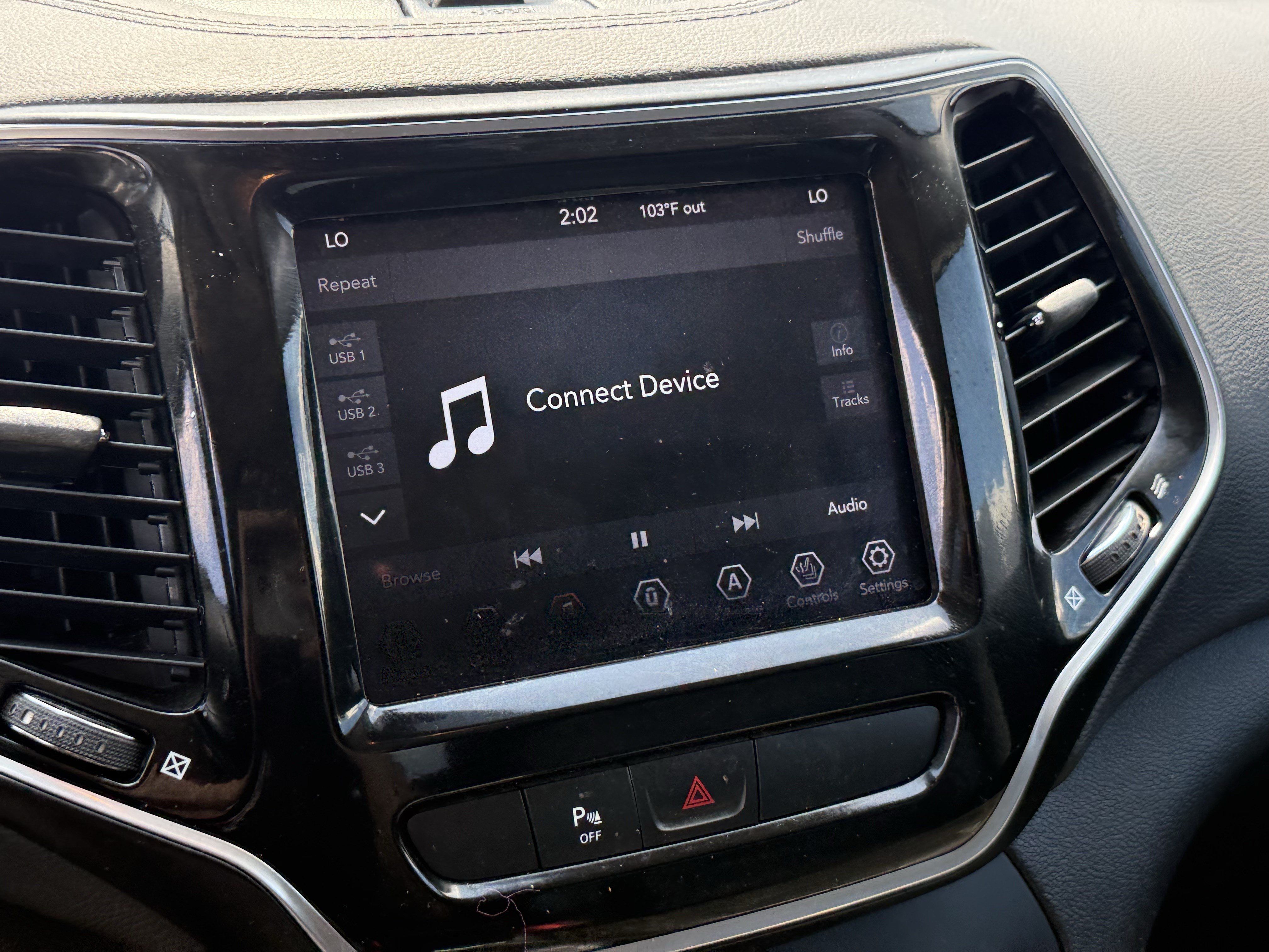 Used 2020 Jeep Cherokee Limited FWD image 20