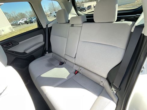 Used 2018 Subaru Forester 2.5i Premium w/ All-Weather Package image 19