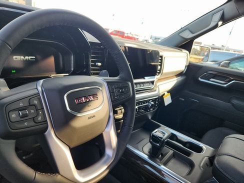 New 2026 GMC Sierra 1500 Elevation image 13