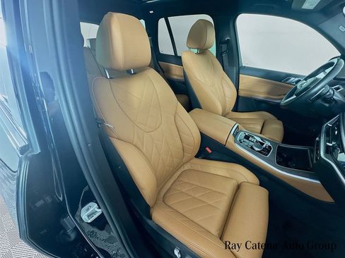 Certified 2025 BMW X5 xDrive50e w/ M Sport Package AWD/4WD image 30