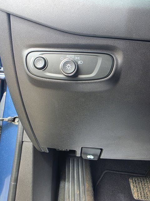 Used 2024 Chevrolet Equinox LS FWD image 18