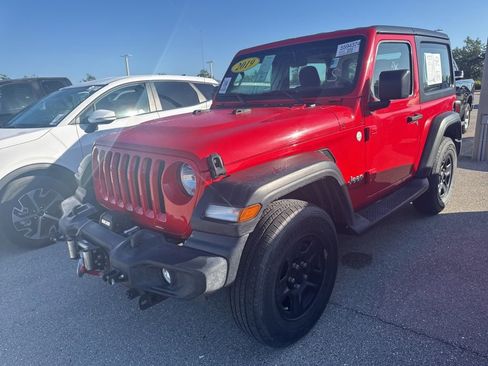 Used 2019 Jeep Wrangler Sport image 5