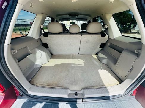Used 2008 Ford Escape XLT image 16