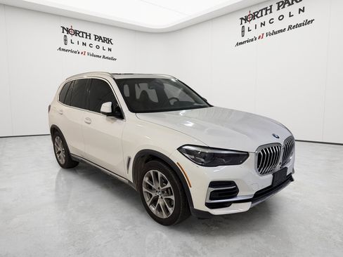 Used 2022 BMW X5 xDrive40i w/ Climate Comfort Package AWD/4WD image 7