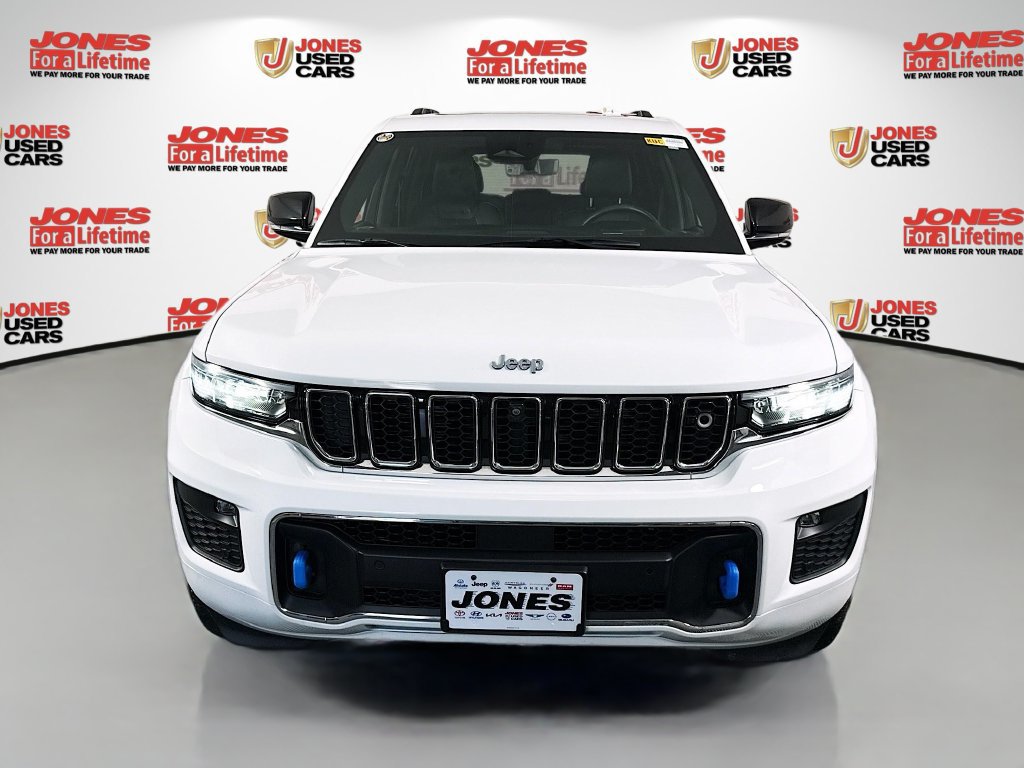 Used 2023 Jeep Grand Cherokee Overland w/ Advanced Protech Group III AWD/4WD image 14