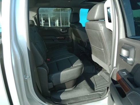 Used 2018 GMC Sierra 1500 SLT image 17