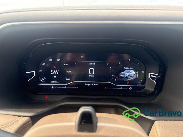 Used 2024 GMC Yukon Denali w/ Denali Reserve Package AWD/4WD image 9