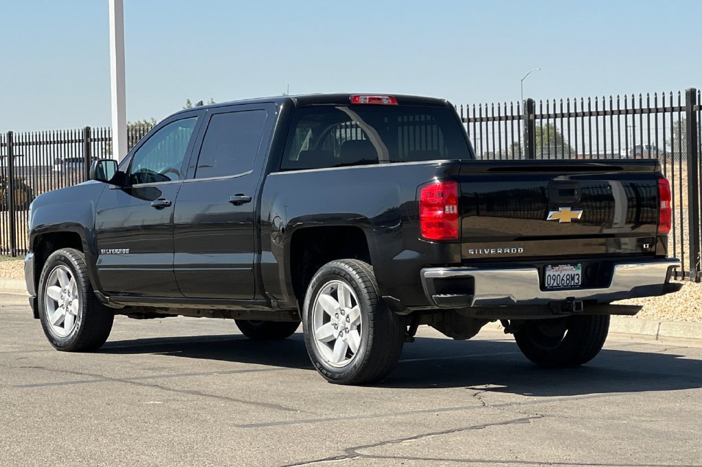 Used 2018 Chevrolet Silverado 1500 LT w/ All Star Edition RWD image 7