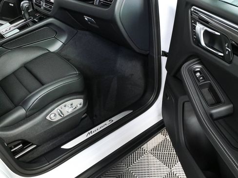 New 2026 Porsche Macan S AWD/4WD image 26