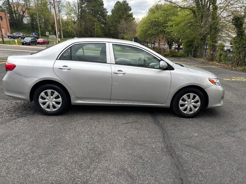 Used 2009 Toyota Corolla LE image 4