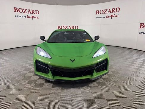 Used 2026 Chevrolet Corvette Z06 w/ Stealth Interior Trim Package RWD image 2