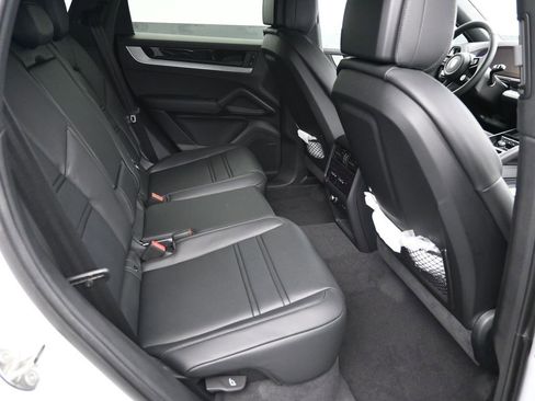 New 2025 Porsche Cayenne S image 16