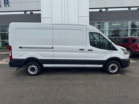 Used 2024 Ford Transit 250 148 Medium Roof w/ Load Area Protection Package RWD image 31