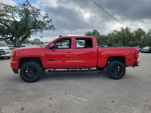Used 2018 Chevrolet Silverado 1500 LT w/ Texas Edition image 8