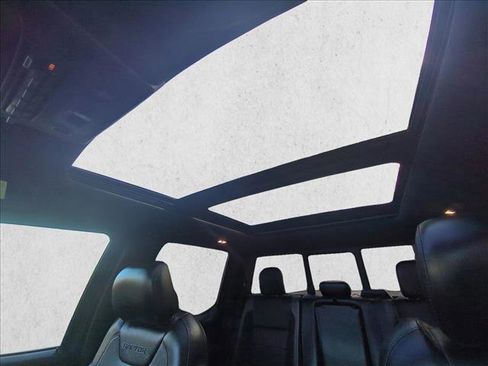 Used 2019 Ford F150 Raptor w/ Equipment Group 802A Luxury image 18