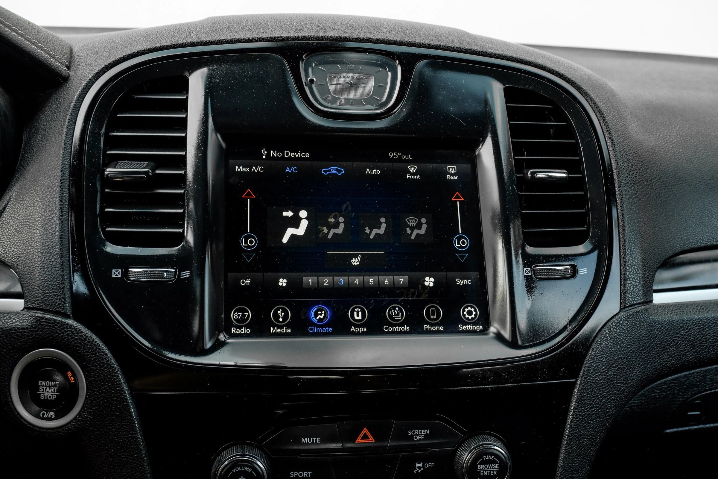 Used 2019 Chrysler 300 S RWD image 38