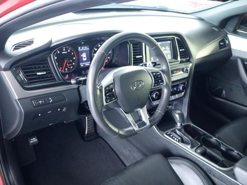 Used 2018 Hyundai Sonata Sport FWD image 15