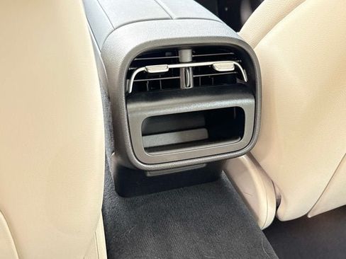 Used 2026 Mercedes-Benz E 350 Sedan image 14