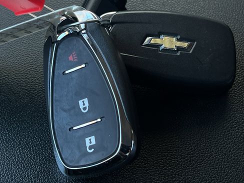 Used 2022 Chevrolet Equinox LT image 11