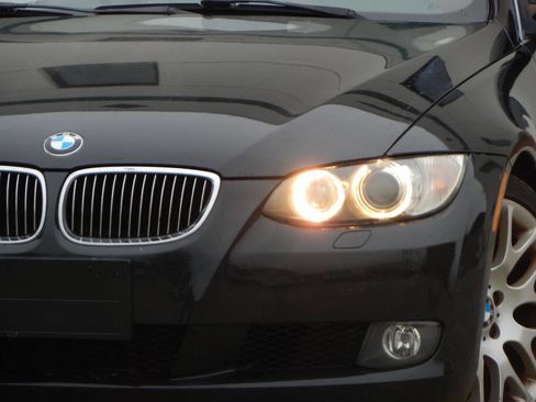 Used 2010 BMW 328i Convertible image 5