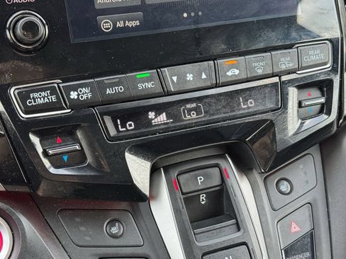 Certified 2024 Honda Odyssey Sport image 25