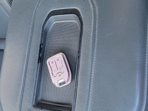 Used 2019 GMC Sierra 1500 Denali w/ Denali Ultimate Package image 19