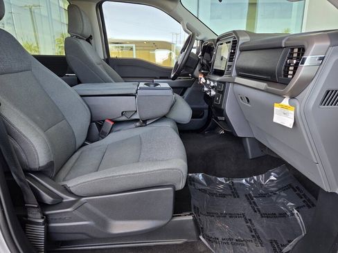 Used 2025 Ford F150 XLT w/ Equipment Group 301A Standard AWD/4WD image 19